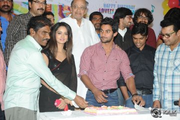 Aadi Birthday Celebrations With Pyaar Mein Padipoyane Team